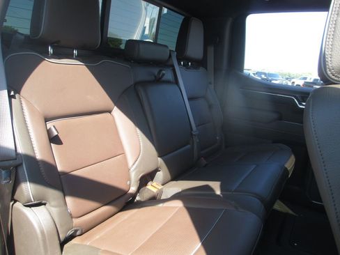 Used 2026 GMC Sierra 1500 Denali w/ Denali Reserve Package AWD/4WD image 25