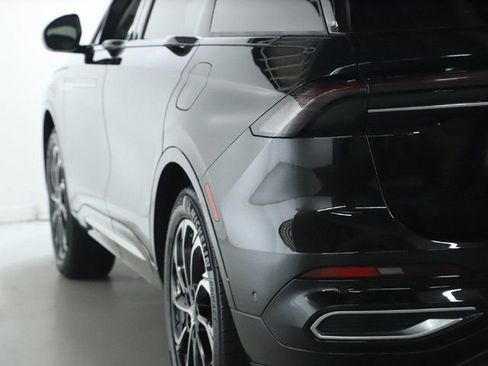 Certified 2024 Lincoln Nautilus Reserve w/ Equipment Group 202A image 44