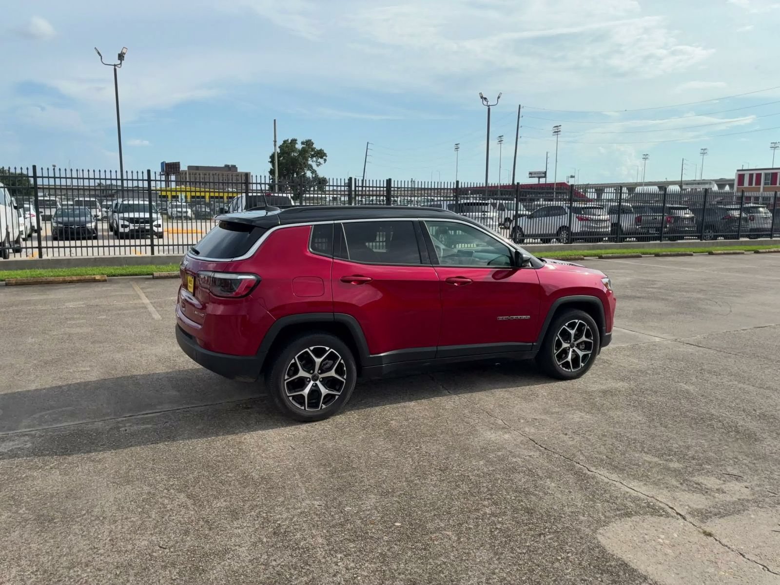 Used 2025 Jeep Compass Limited AWD/4WD image 14