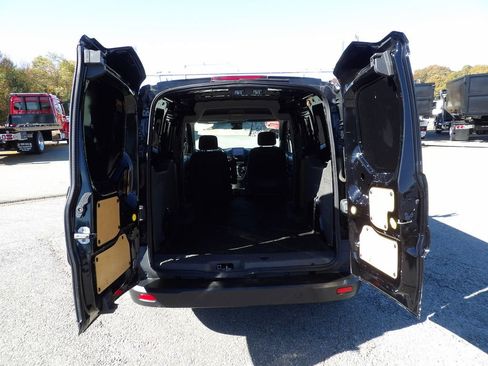 Used 2022 Ford Transit Connect XL image 44