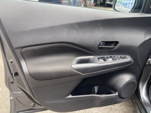 Used 2024 Nissan Kicks S FWD image 13