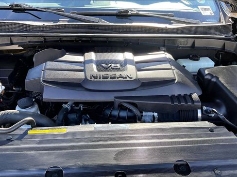 Certified 2023 Nissan Titan SV w/ SV Convenience Package image 32