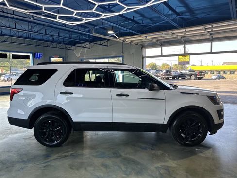 Used 2017 Ford Explorer 4WD image 8