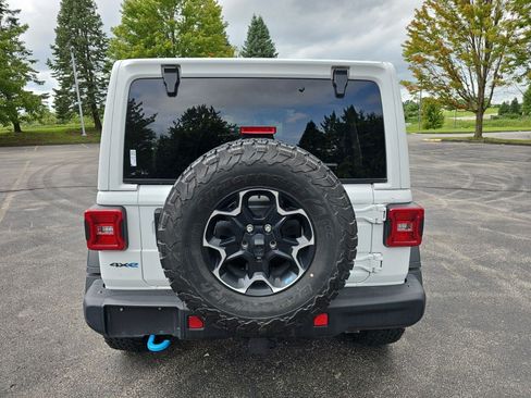 Used 2023 Jeep Wrangler Unlimited Rubicon 4xe w/ Steel Bumper Group AWD/4WD image 5