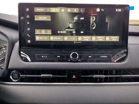 New 2025 Mitsubishi Outlander SE image 3