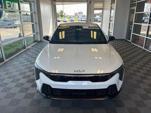 Used 2025 Kia K4 GT-Line FWD image 2
