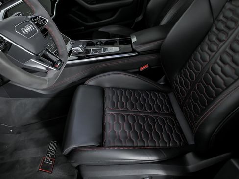 Used 2022 Audi RS 6 image 21