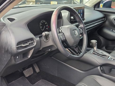 Used 2025 Honda HR-V EX-L image 12