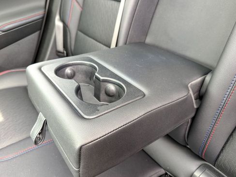 Used 2025 Chevrolet Equinox RS w/ Convenience Package III image 37