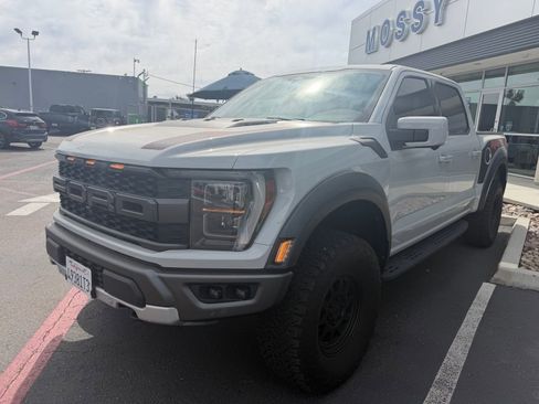 Used 2023 Ford F150 Raptor image 4