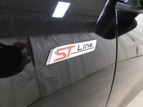 Used 2023 Ford Escape ST-Line w/ Tech Pack #1 image 5