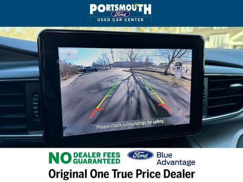 Used 2022 Ford Explorer XLT w/ Equipment Group 202A image 11