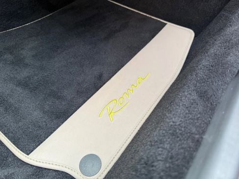 Used 2022 Ferrari Roma RWD image 40