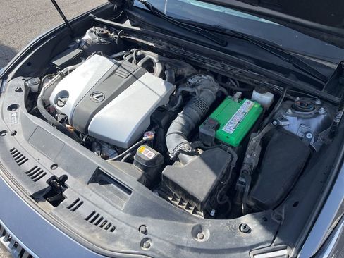 Used 2019 Lexus ES 350 Ultra Luxury image 12