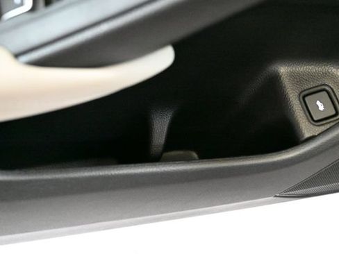 Used 2018 Honda Accord Touring image 51