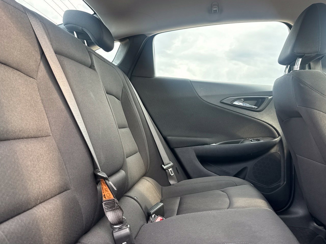 Used 2025 Chevrolet Malibu LT FWD image 34