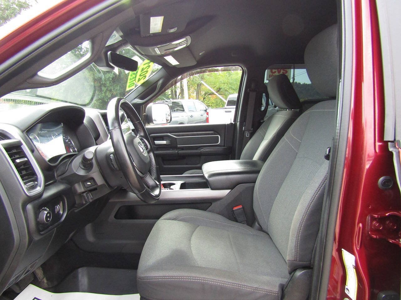 Used 2021 RAM 2500 Big Horn w/ Night Edition AWD/4WD image 12