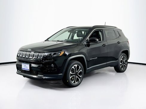 Used 2022 Jeep Compass Limited w/ Sun and Sound Group AWD/4WD image 1