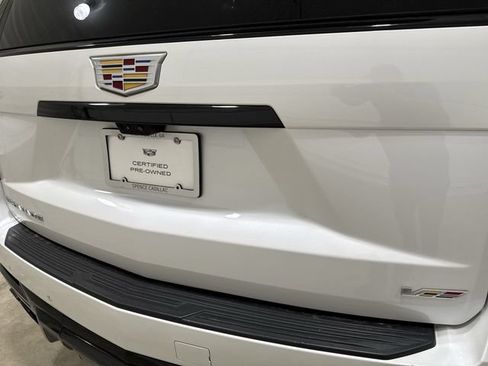 Used 2025 Cadillac Escalade V AWD/4WD image 32