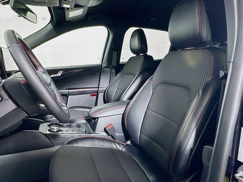 Used 2023 Ford Escape ST-Line w/ Tech Pack #1 image 11