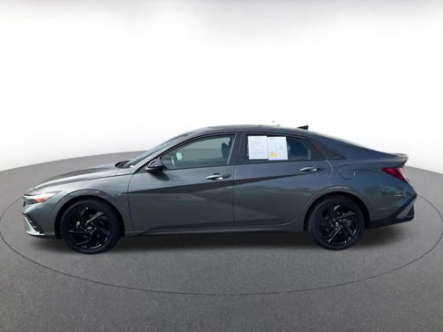 Used 2026 Hyundai Elantra Sport FWD image 9