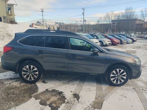 Used 2015 Subaru Outback 3.6R Limited image 7
