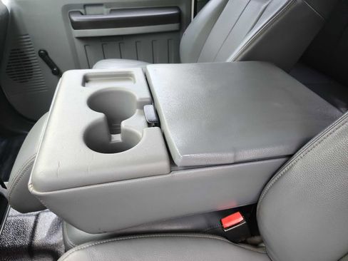 Used 2015 Ford F250 XL RWD image 21