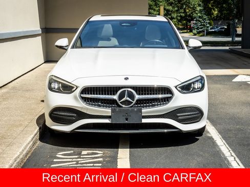 Used 2022 Mercedes-Benz C 300 4MATIC Sedan image 2