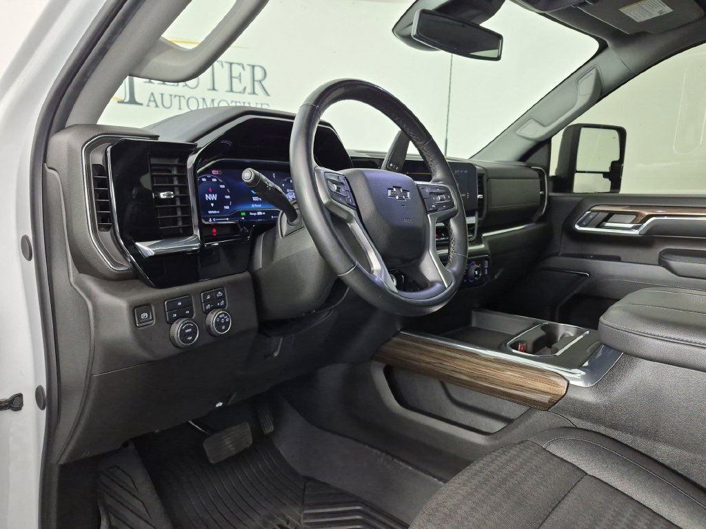 Used 2024 Chevrolet Silverado 2500 LT w/ Z71 Sport Edition AWD/4WD image 16