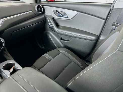 Used 2023 Chevrolet Blazer LT image 29