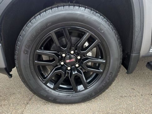 Used 2021 GMC Sierra 1500 Elevation w/ LPO, Elevation Black Package image 13