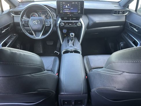 Used 2021 Toyota Venza XLE w/ Softex Package AWD/4WD image 24