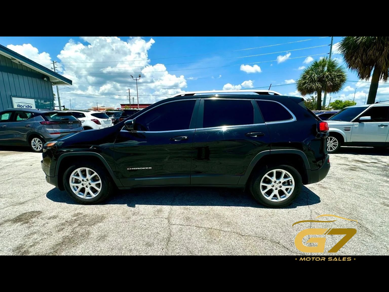 Used 2018 Jeep Cherokee Latitude Plus FWD image 5