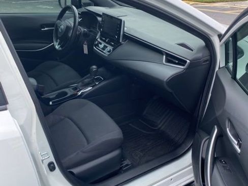 Used 2021 Toyota Corolla SE FWD image 16