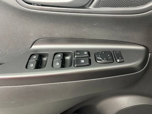Used 2023 Hyundai Kona SEL FWD image 32