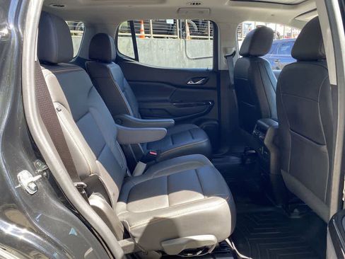 Used 2022 GMC Acadia AT4 w/ Preferred Package AWD/4WD image 17