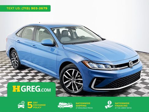 Used 2025 Volkswagen Jetta SE FWD image 1