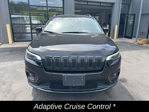 Certified 2023 Jeep Cherokee Altitude Lux w/ Lux Elite Package AWD/4WD image 10