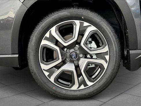 New 2026 Subaru Ascent Limited image 13