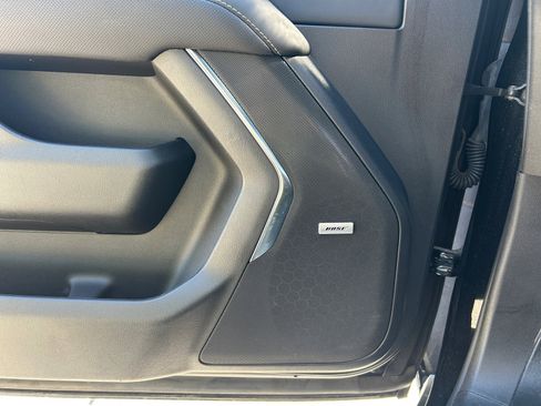 Used 2023 GMC Yukon SLT image 27