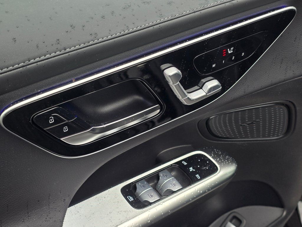 New 2026 Mercedes-Benz GLC 300 4MATIC image 32
