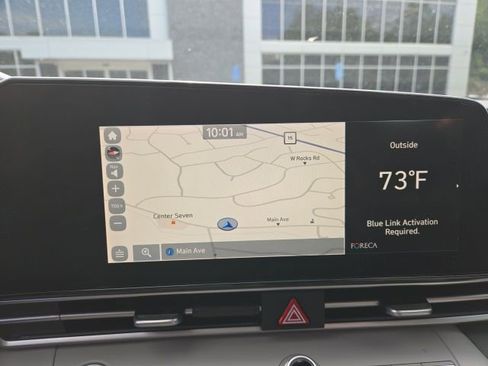 Used 2021 Hyundai Elantra Limited FWD image 8
