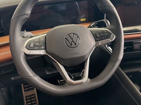 New 2026 Volkswagen Tiguan SEL R-Line image 6