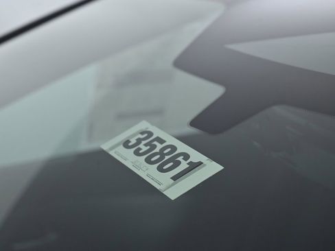 New 2026 Nissan Leaf Platinum+ w/ Cargo Package (Platinum+) image 41