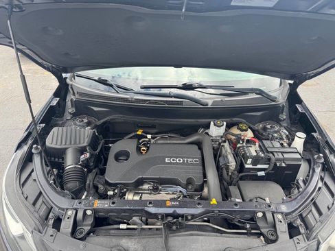 Used 2020 Chevrolet Equinox LT image 25