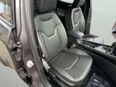 Used 2024 Jeep Compass Limited AWD/4WD image 37