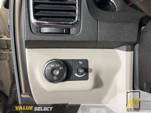 Used 2008 GMC Acadia SLT FWD image 11