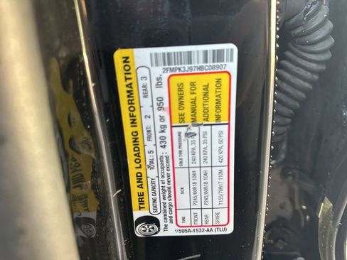 Used 2017 Ford Edge SEL w/ Equipment Group 201A image 13