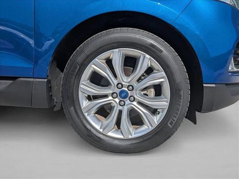 Used 2020 Ford Edge Titanium image 22