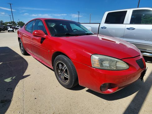 Used 2008 Pontiac Grand Prix FWD image 3